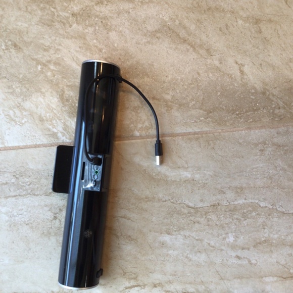 Portable Speaker - Picture 2 of 4